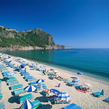 Earthquake S-a-f-e! 24h Open! All Included And Beautiful Private Only 100 Meters To Cleopatra Beach 14 With Umbrellas, Own Fast And Stable Wifi, Barbecue, Balcony, Smart Tv, Table Games, Rent A Car, Travel Agency, Real Estate, No Additional Apartment *
