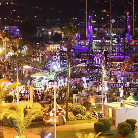 Apartment Earthquake S-a-f-e! 24h Open! All Included And Beautiful Private Only 100 Meters To Cleopatra Beach 14 With Umbrellas, Own Fast And Stable Wifi, Barbecue, Balcony, Smart Tv, Table Games, Rent A Car, Travel Agency, Real Estate, No Additional Alanya
